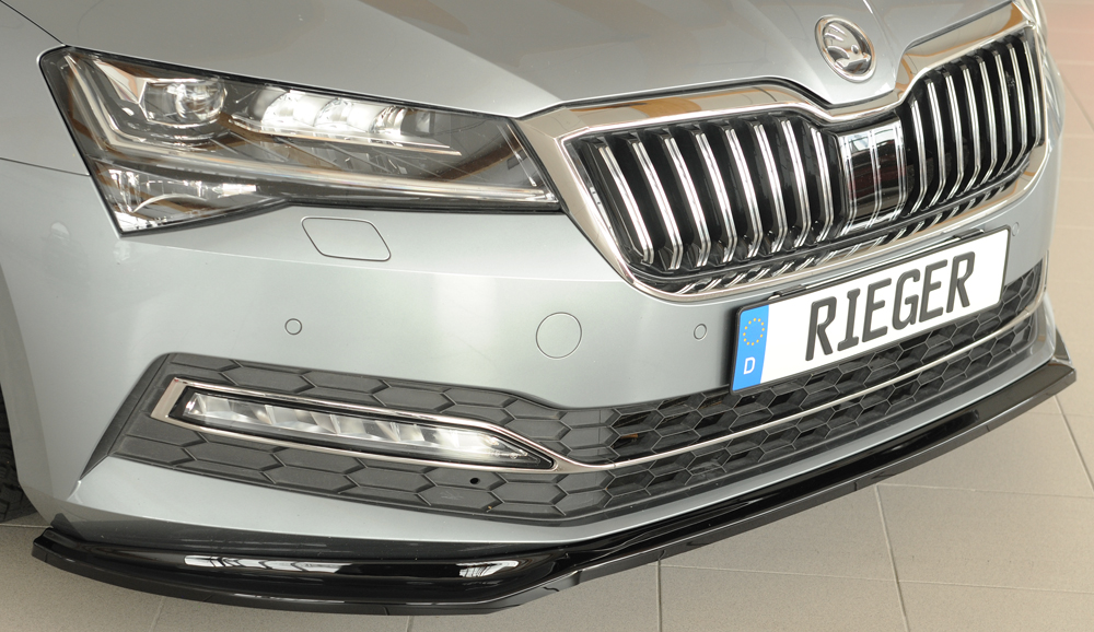 Spoiler Delantero Skoda Superb III 3T/3V, sólo estándar, negro brillo