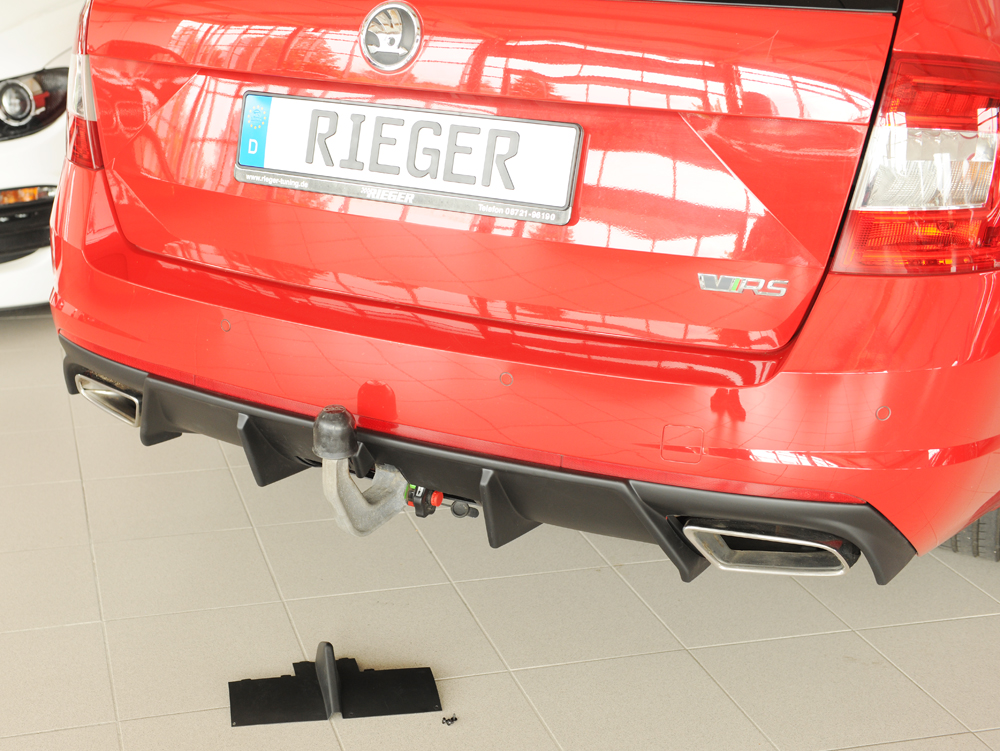 Difusor Trasero Skoda Octavia RS 5e negro brillo V2 2 ≫ Tuning【 Rieger Oficial ®】 Difusor Trasero Skoda Octavia RS 5e negro brillo V2 - Imagen 2